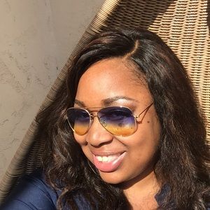 Meet your Posher, Edna